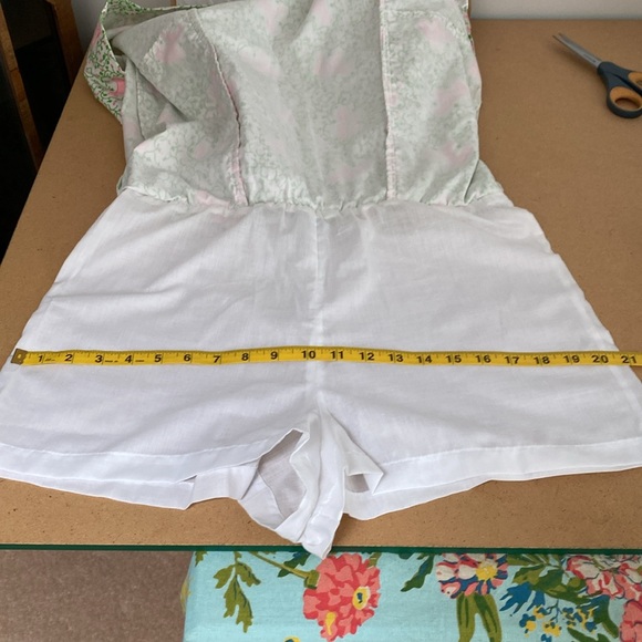 VTG. The Vested Gentress Hand-screen Print. Pink Horses with green vines. Small - Picture 15 of 15